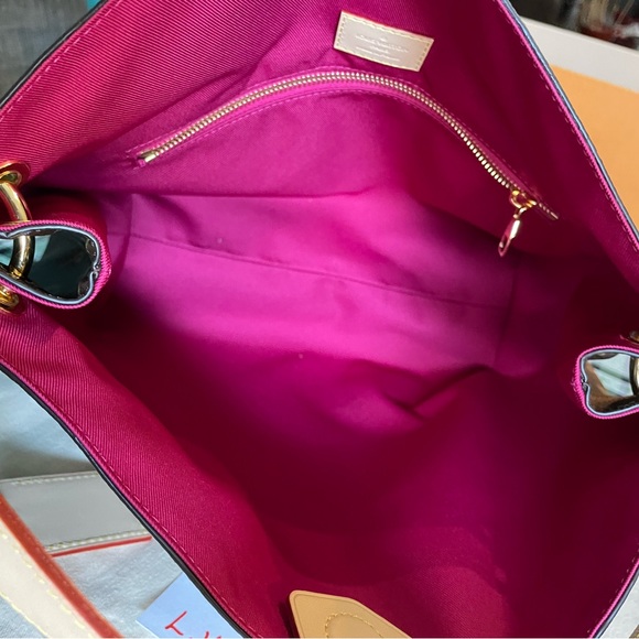 Authentic Louis Vuitton Graceful pm - Picture 4 of 16